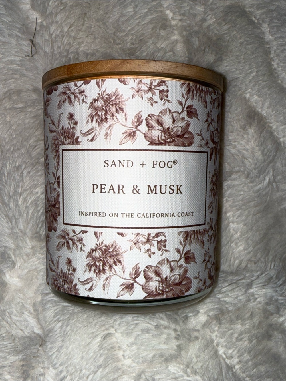 Sand and Fog, Pear & Musk Scented Candle